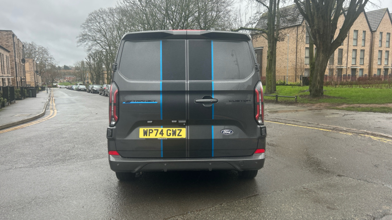 Ford Transit Custom E-320 L1 Rwd 160kW 65kWh H1 Van Sport Auto